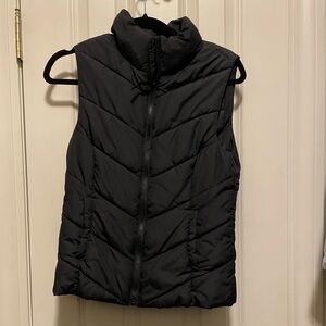 Cole Hann vest